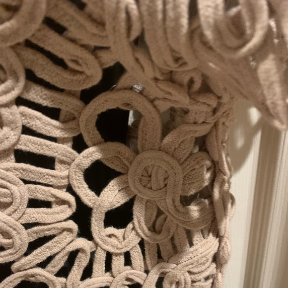 Sweet lace shrug - Picture 3 of 3